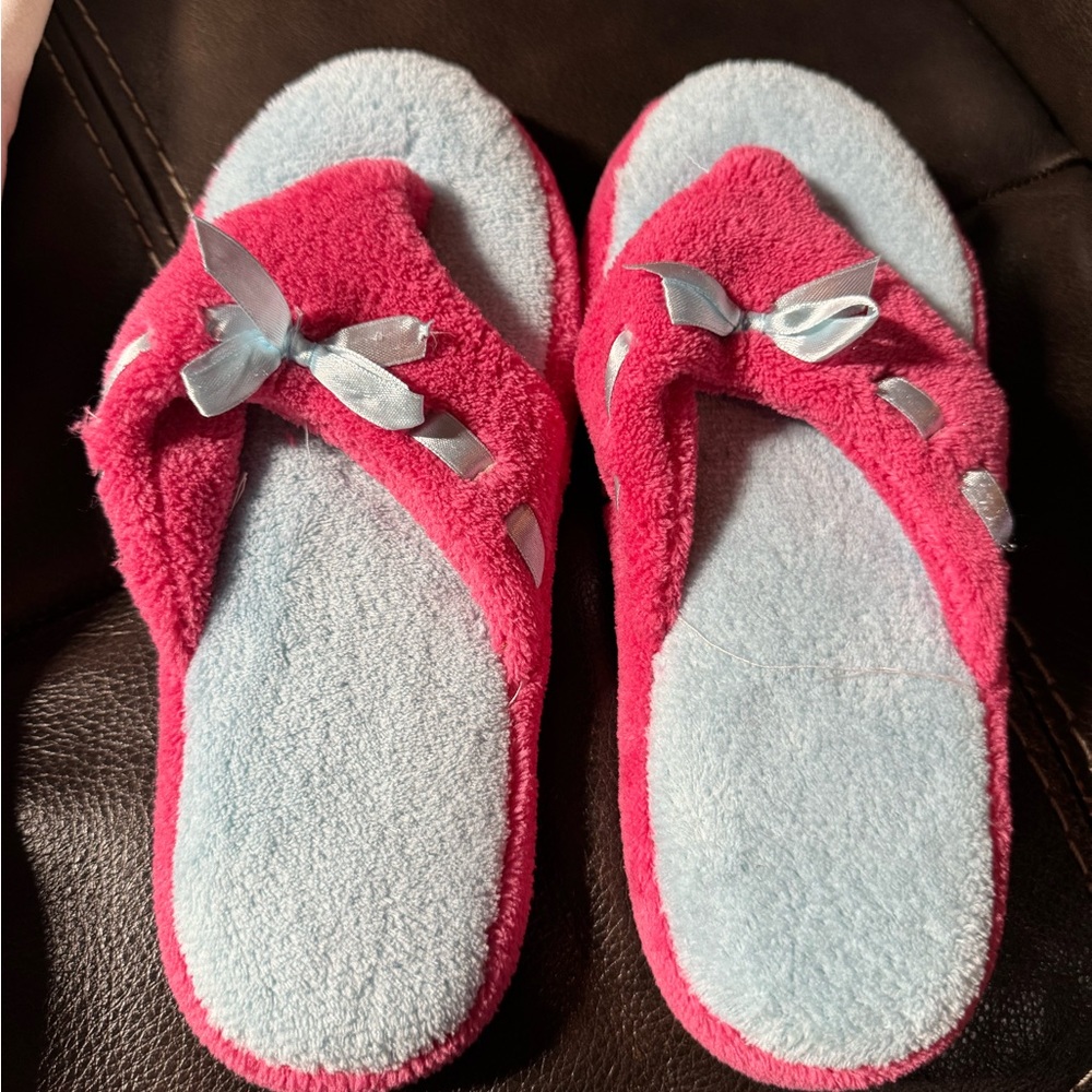 Avon Women's Pink and Blue Slippers